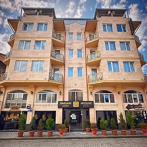 Otel Aristocrat, Batum